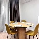 Roots Three - Modern Lakeview