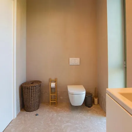 Roots Three - Modern Lakeview