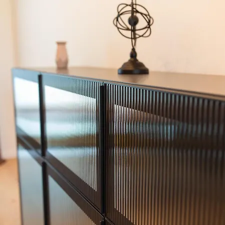 Roots Three - Modern Lakeview