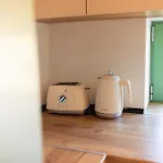 Apartman Roots Three - Modern Lakeview